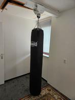 Bokszak groot op rail. Rumble, Ophalen, Bokszak