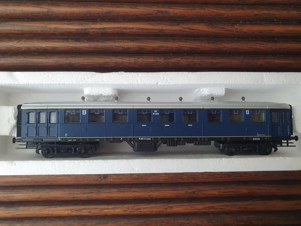 Blauwe tweede klas ns blokkendoos mat 24 wagon, Hobby en Vrije tijd, Modeltreinen | H0, Ophalen, Gelijkstroom, Wagon, NS