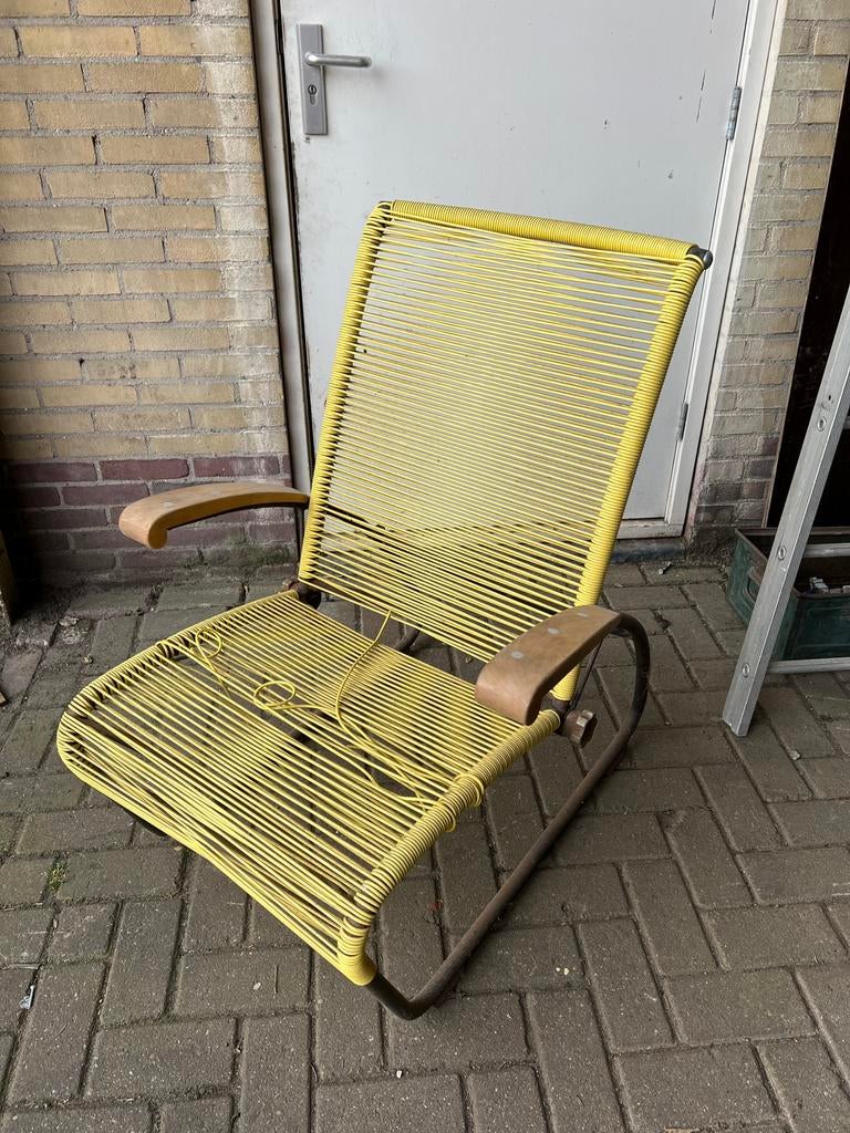 Vintage spaghettistoel lounge geel zwart tuin, Tuin en Terras, Tuinstoelen, Gebruikt, Overige materialen, Ophalen