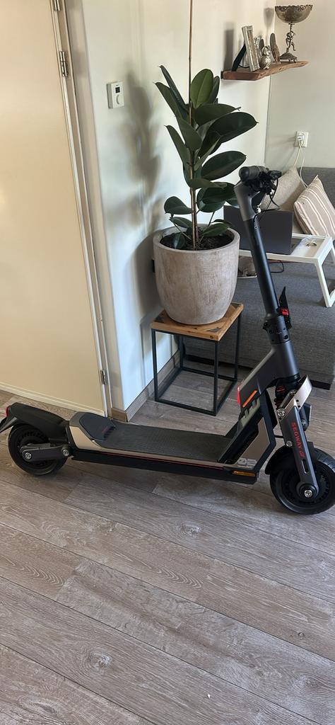 Segway GT2, Fietsen en Brommers, Steps, Zo goed als nieuw, Elektrische step (E-scooter), Ophalen