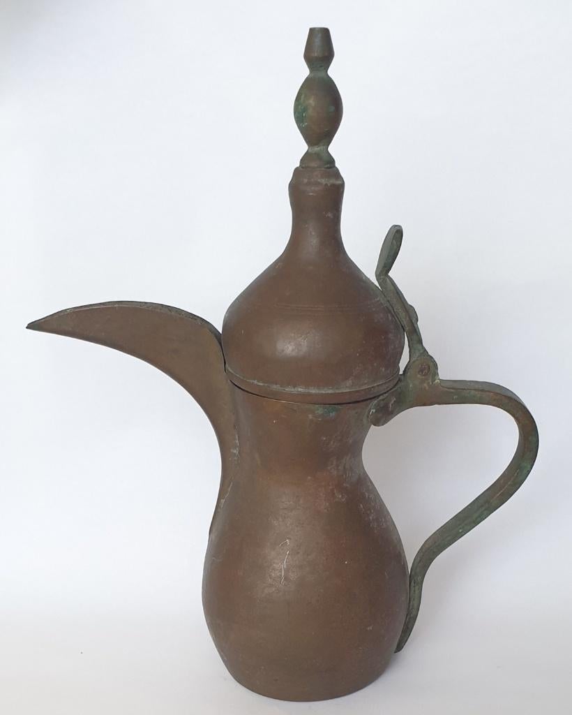 Antieke Arabische Dallah koffiepot met merk - koper, Ophalen of Verzenden, Koper