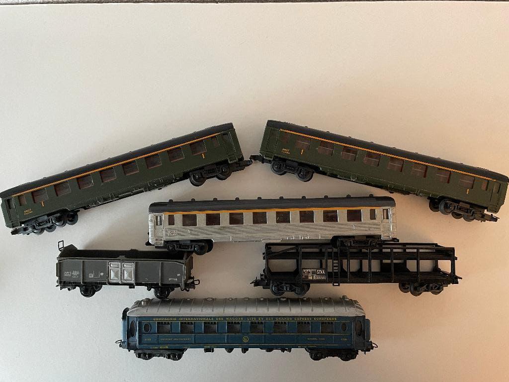 Treinen Jouef/ Lima, Hobby en Vrije tijd, Modeltreinen | H0, Gebruikt, Gelijkstroom, Jouef, Wagon