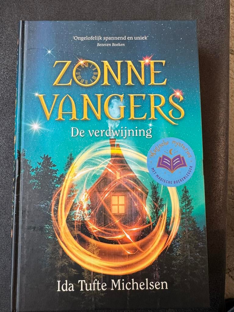 De zonnevangers deel 1&2, Ophalen of Verzenden, Zo goed als nieuw