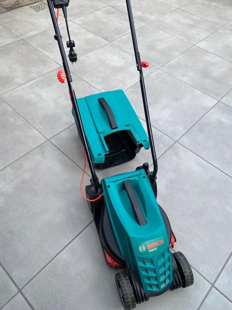 Bosch ARM 32 ARM elektrische grasmaaier met opvangbak, Ophalen, Cirkelmaaier, Gebruikt, Elektrische grasmaaier