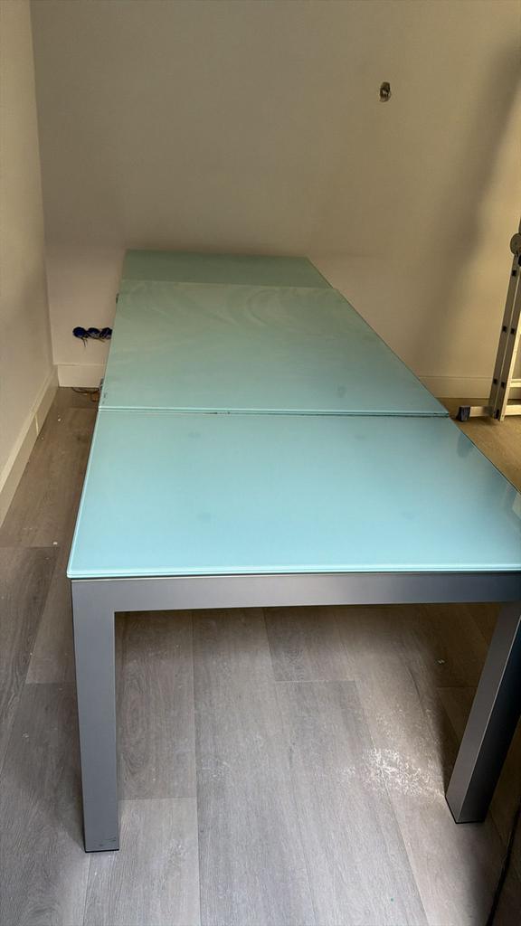 Uitschuifbare glazen eettafel (90X260cm), Huis en Inrichting, Tafels | Eettafels, Gebruikt, 50 tot 100 cm, 200 cm of meer, Vier personen