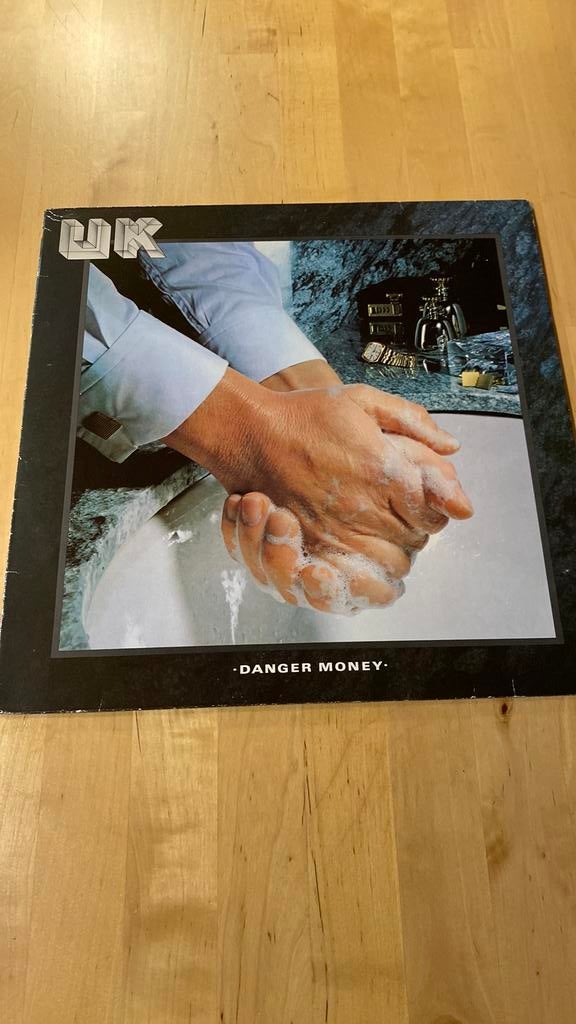 Vinyl lp UK - Danger money (label misprint), Cd's en Dvd's, Ophalen of Verzenden, Zo goed als nieuw, 12 inch, Progressive