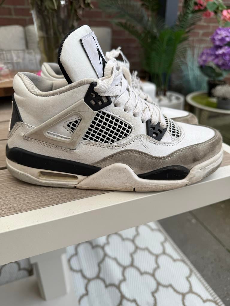 Nike Air Jordan 4 Retro - Maat 38, Kleding | Dames, Schoenen, Ophalen of Verzenden, Gedragen, Wit, Sneakers of Gympen