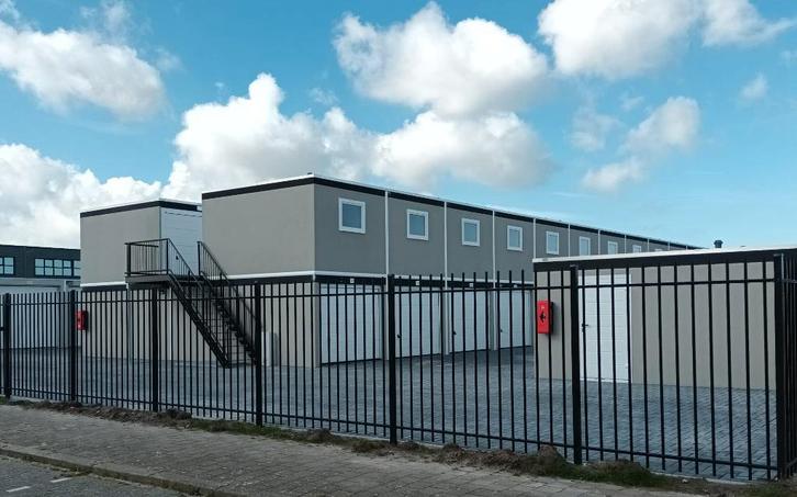 Garagebox/opslagruimte 13,5 m² met elektra in Den Helder, Diensten en Vakmensen, Verhuizers en Opslag, Opslag