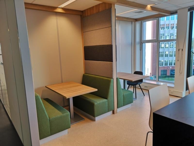 treinbanken op maat voor zakelijke toepassing, Ophalen of Verzenden, Nieuw, Vierpersoons of meer
