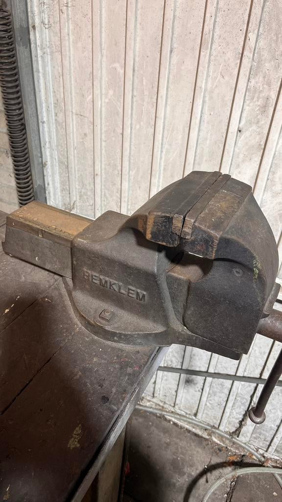 Grote Zware Hemklem", een historische bankschroef, Ophalen, Gebruikt, Bankschroef