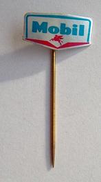 Mobil - jaren 60, Ophalen of Verzenden, Zo goed als nieuw, Merk, Speldje of Pin