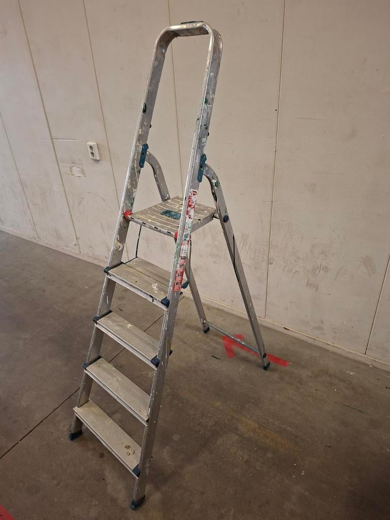 Stevige aluminium trap met 5 treden, Ophalen, Gebruikt, Trap, Opvouwbaar of Inschuifbaar