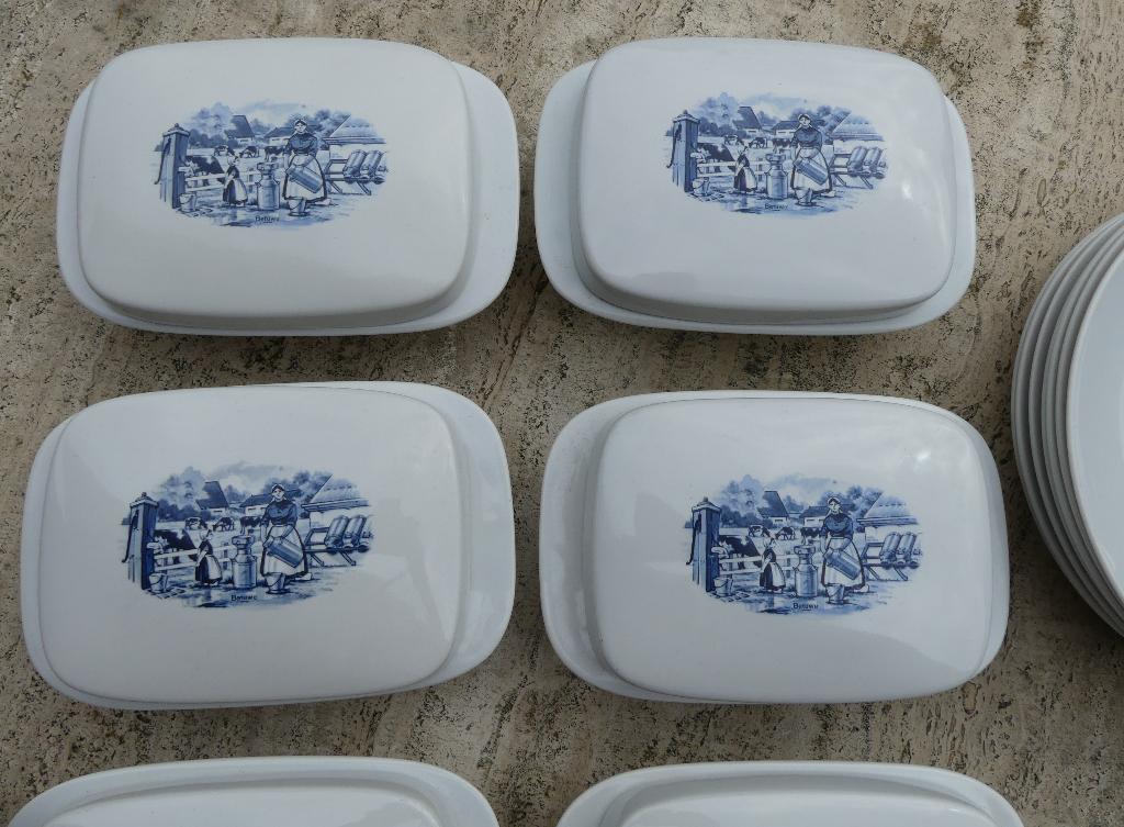 Remia Nederlandse Streek Servies Ontbijtborden + Botervloten, Huis en Inrichting, Keuken | Servies, Nieuw, Ophalen of Verzenden