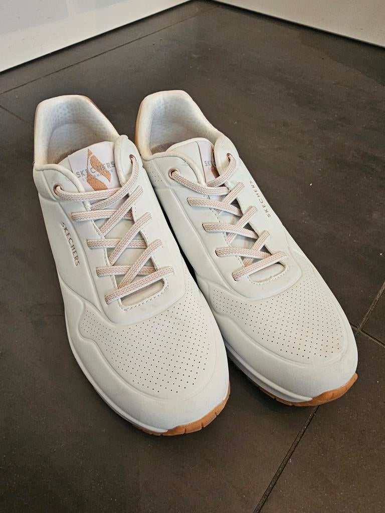 NIEUW Skechers Uno Stand on Air sneakers - Maat 42, Kleding | Dames, Schoenen, Skechers, Wit, Ophalen of Verzenden, Sneakers of Gympen