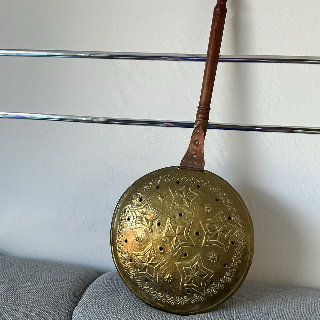 Vintage koperen beddenpan met houten handvat, Antiek en Kunst, Antiek | Woonaccessoires, Ophalen of Verzenden