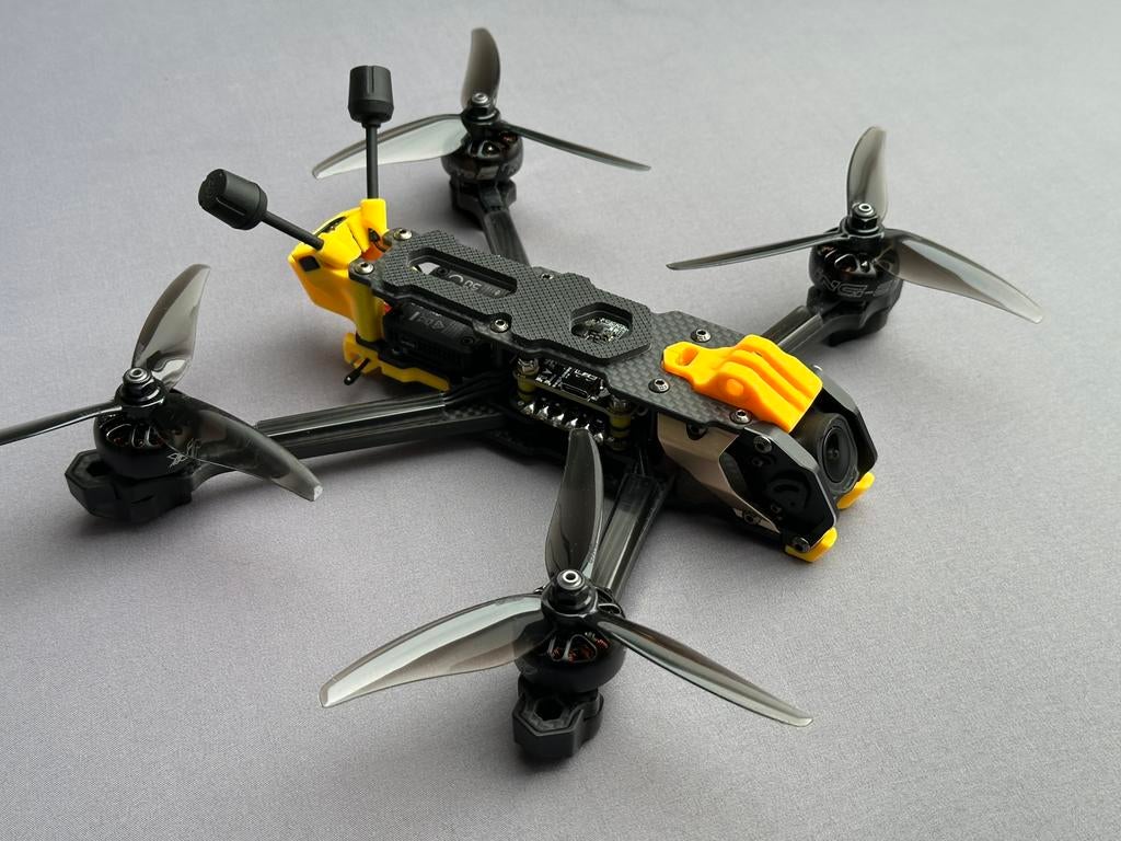 SpeedyBee Mario5 Freestyle FPV Drone O4 Pro ELRS - Nieuw!, Hobby en Vrije tijd, Modelbouw | Radiografisch | Helikopters en Quadcopters