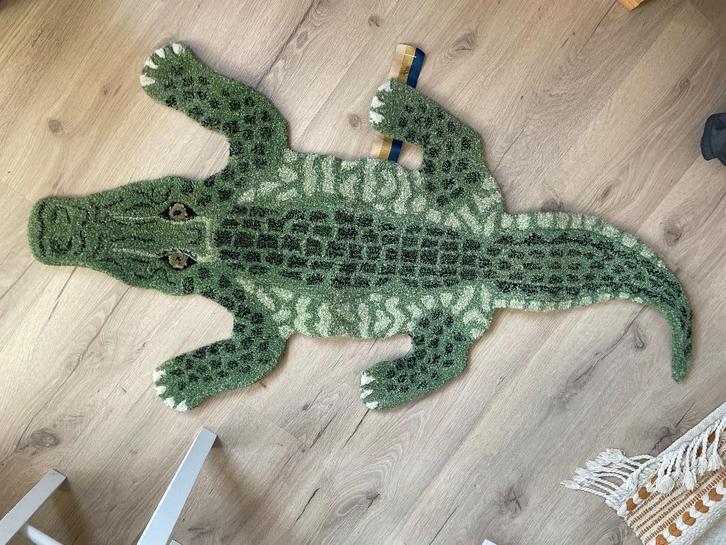 Krokodillen kleed - Doing goods, Huis en Inrichting, Woonaccessoires | Overige, Zo goed als nieuw, Ophalen