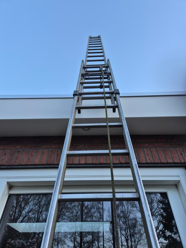 Uitschuifbare ladder 2x14 treden - Aluminium, Ophalen, Gebruikt, Ladder, Opvouwbaar of Inschuifbaar