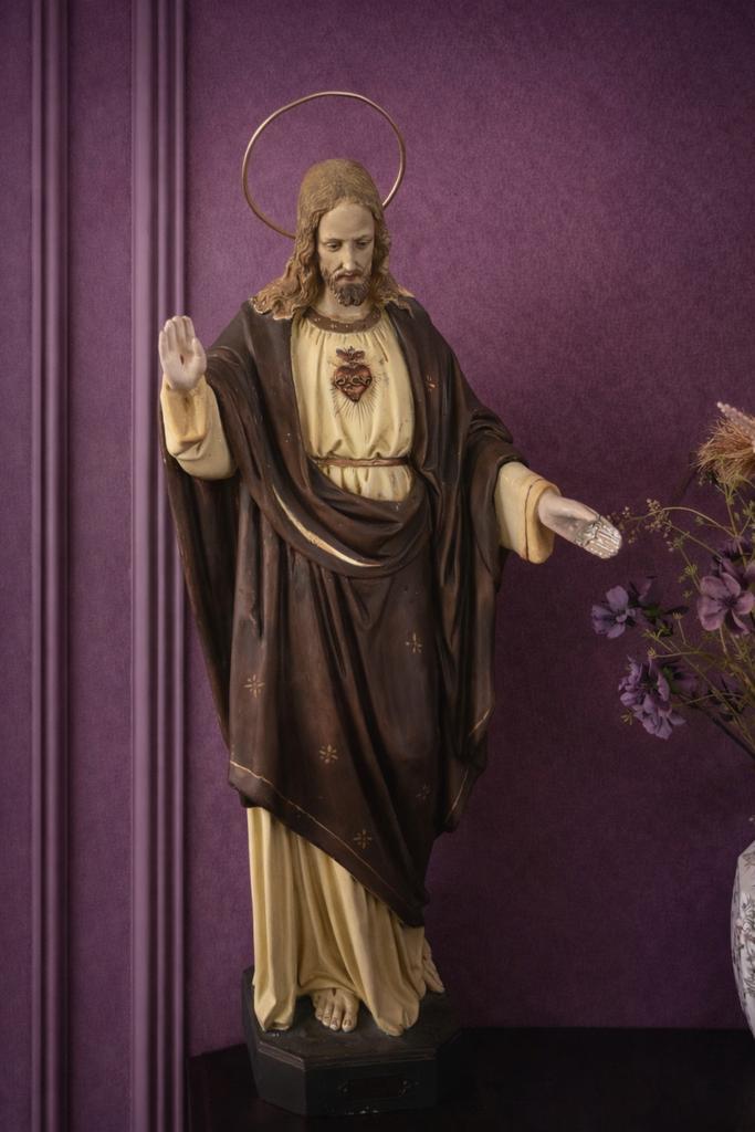 Antiek Jezus beeld - Heilig Hart - Religieuze kunst, Antiek en Kunst, Antiek | Religie, Ophalen of Verzenden