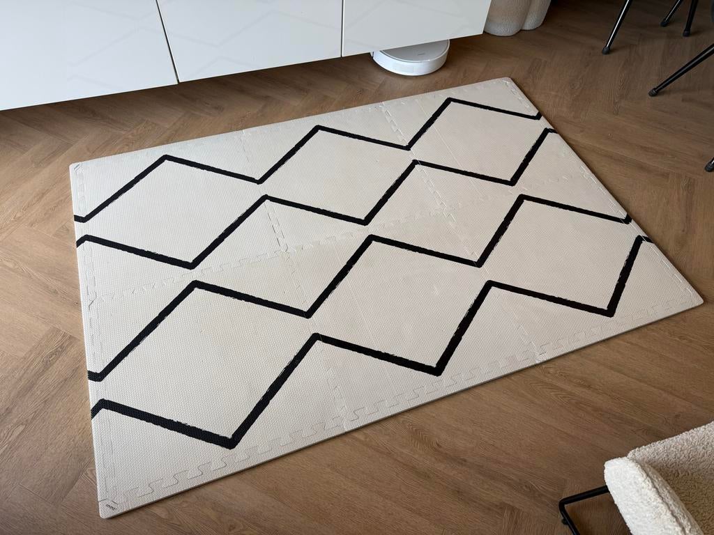 Eeveve speelmat zwart wit 180 bij 120cm, Ophalen, Gebruikt, Jongen of Meisje