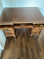 bureau met lederen blad, Ophalen