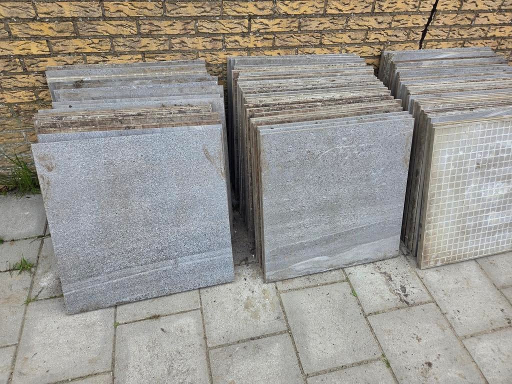 Gratis 40 tuintegels 60x60 cm - Ideaal voor terras of pad, Ophalen, Gebruikt, Beton, Terrastegels