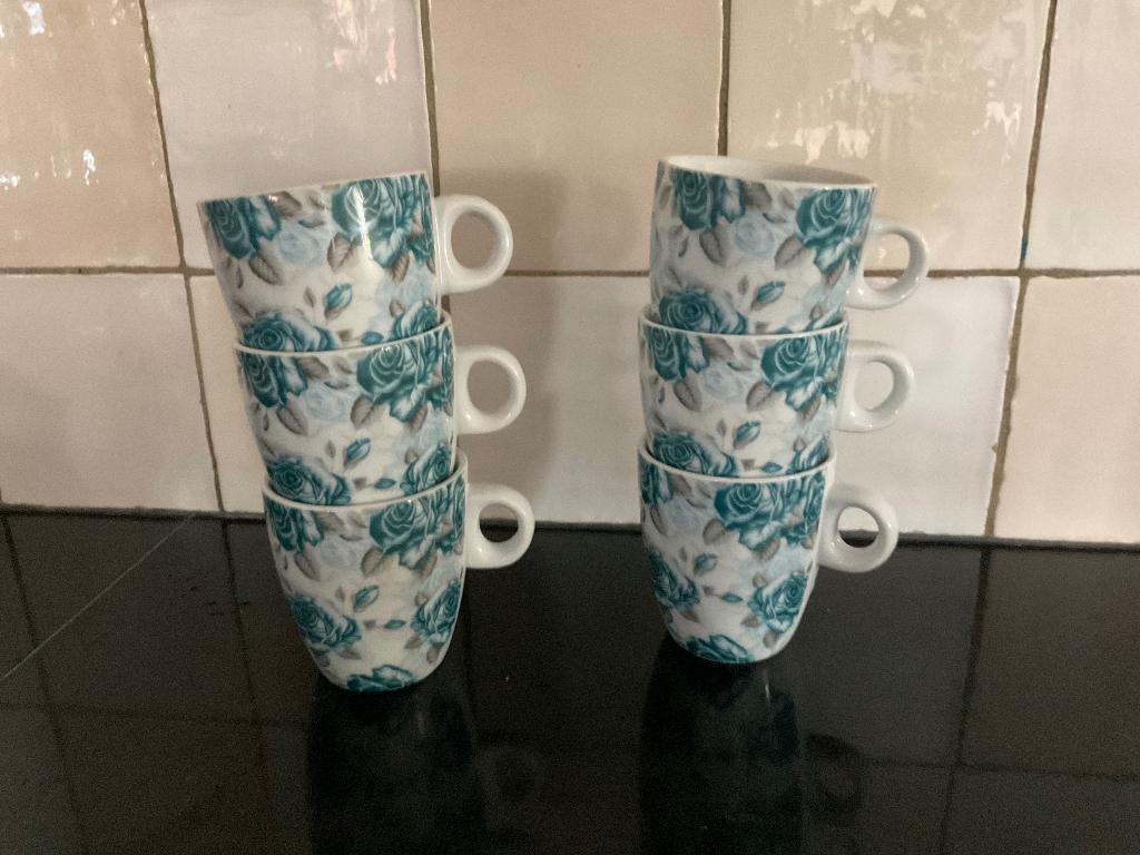 Koffie mokken, Huis en Inrichting, Ophalen of Verzenden, Zo goed als nieuw, Overige stijlen, Kop(pen) en/of Schotel(s)