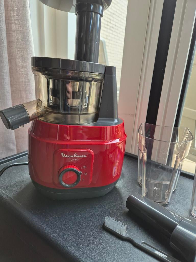 Moulinex Juiceo Slowjuicer - Rode sapcentrifuge, Ophalen, Zo goed als nieuw, Elektrisch, Sapcentrifuge