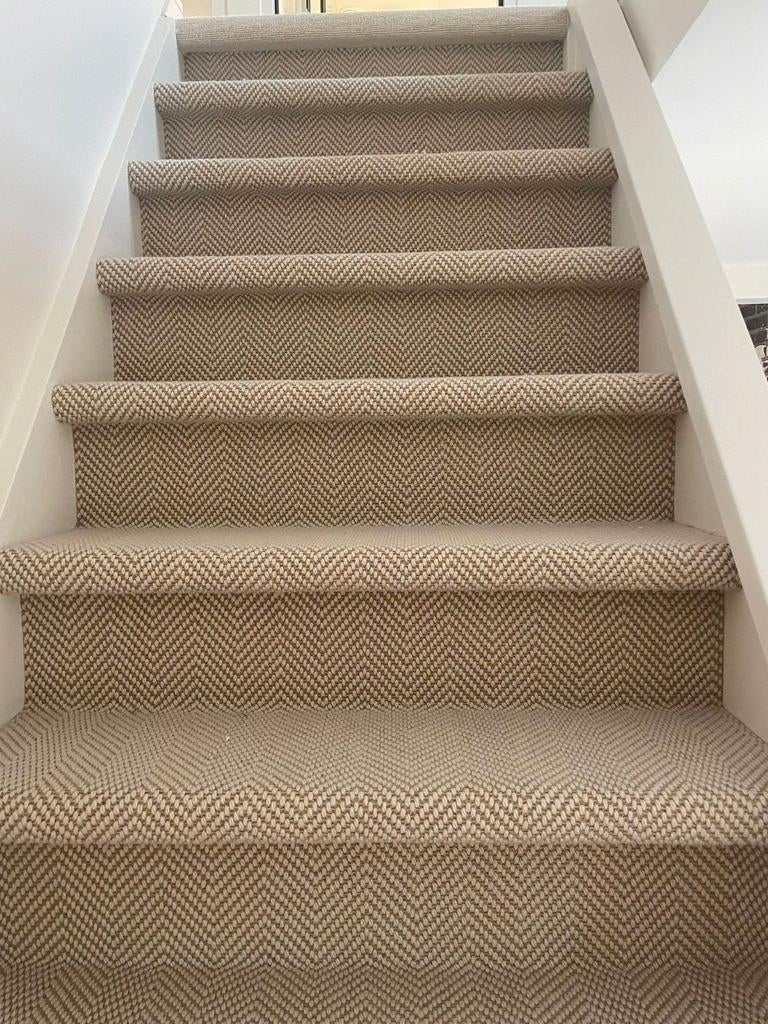 Trapbekleding 100% wol - Vakkundig gelegd (45 jaar ervaring)