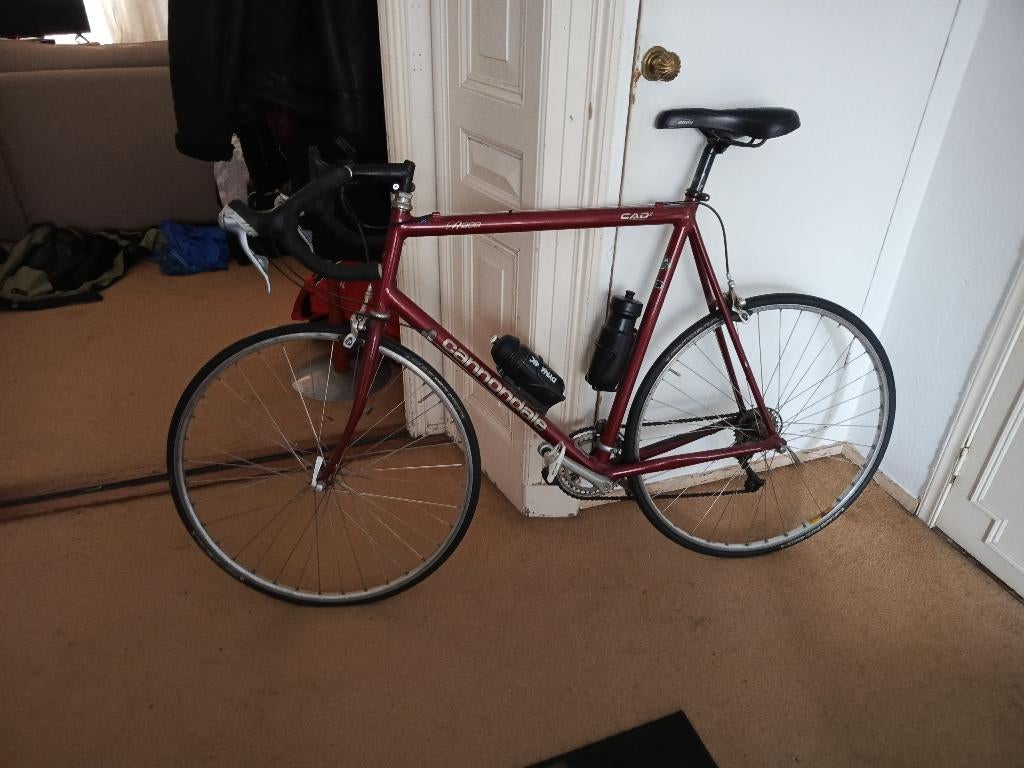 Cannondale R300 Aluminium Racefiets in goede staat, Fietsen en Brommers, Fietsen | Racefietsen, 28 inch, Gebruikt, 10 tot 15 versnellingen