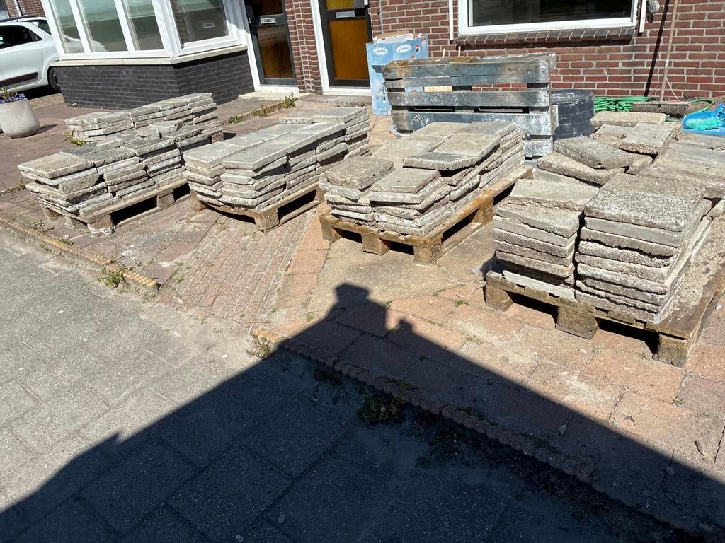 Gratis op te halen: 30x30 tegels, Tuin en Terras, Gebruikt, Ophalen of Verzenden, 10 m² of meer, Beton