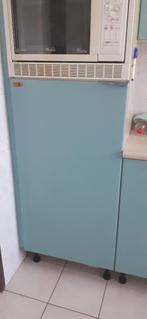 NEFF inbouw koelkast met vriesvak. 168liter,  102cm hoog, 150 tot 200 liter, 45 tot 60 cm, Met vriesvak, Ophalen