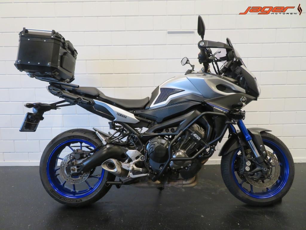 Yamaha MT-09 TRACER 900 KOFFER TOP! (bj 2016), Motoren, Motoren | Yamaha, Bedrijf, 900 cc, Toermotor