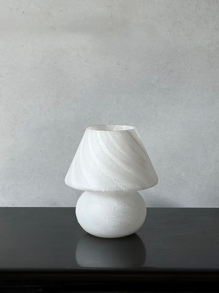 Vintage Murano glazen paddestoel tafellamp, Huis en Inrichting, Lampen | Tafellampen, Zo goed als nieuw, Minder dan 50 cm, Glas