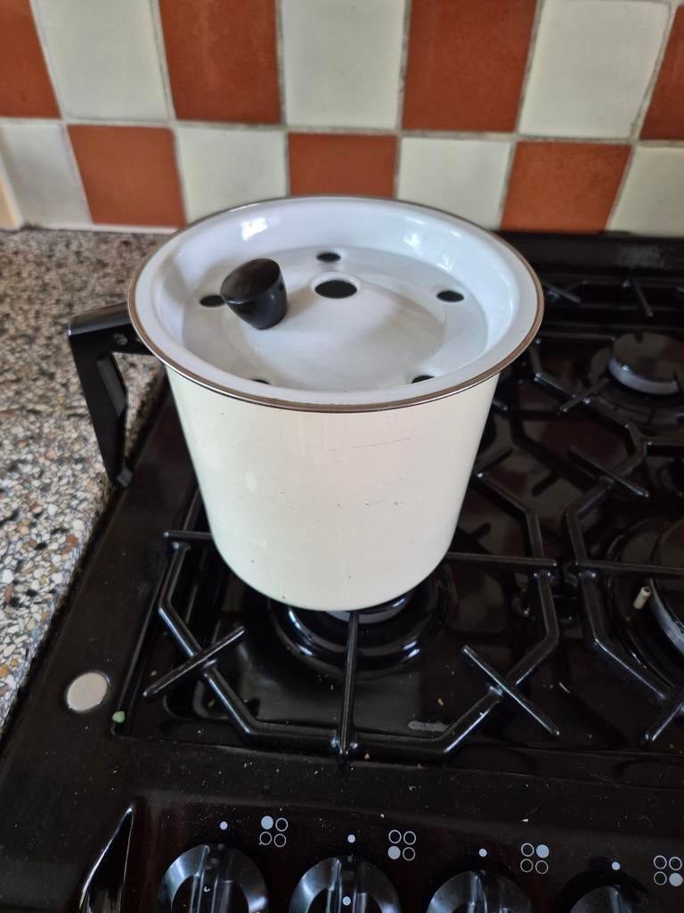 Vintage Emaille Pan met Deksel - Crème, Huis en Inrichting, Keuken | Potten en Pannen, Ophalen of Verzenden, Zo goed als nieuw