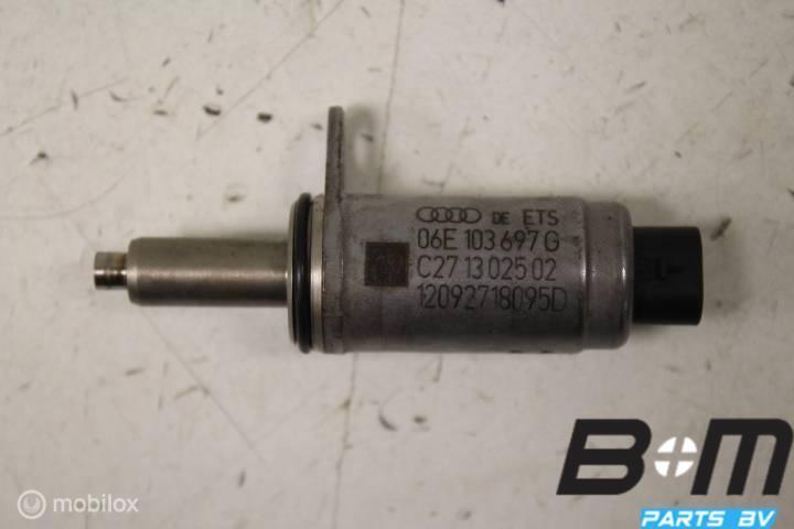 Versteleenheid in cilinderkop VW Golf 7 06E103697G, Gebruikt