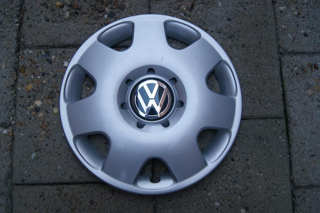 1 losse originele wieldop Volkswagen Polo 14 inch (Model 3), Ophalen of Verzenden, Gebruikt