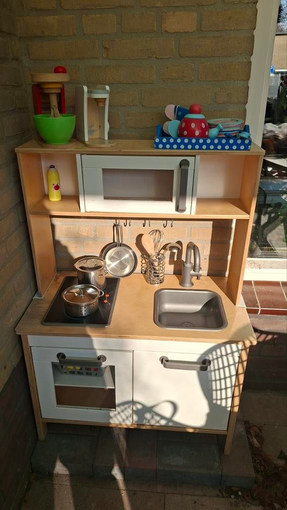 Ikea Speelkeuken met uitgebreid houten speelgoed, Kinderen en Baby's, Speelgoed | Speelkeukens, Ophalen, Gebruikt