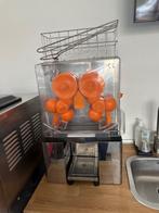 Sinaasappelpers, Ophalen