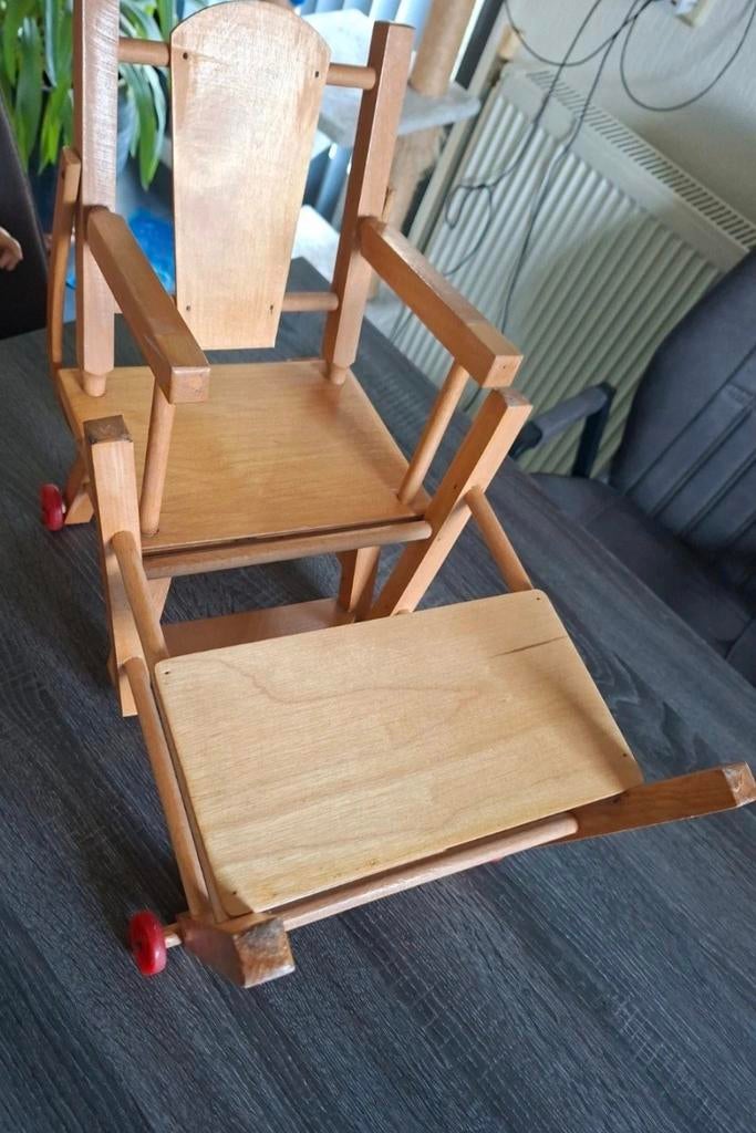 Vintage houten poppenstoel / kinderstoel, Kinderen en Baby's, Ophalen of Verzenden, Gebruikt