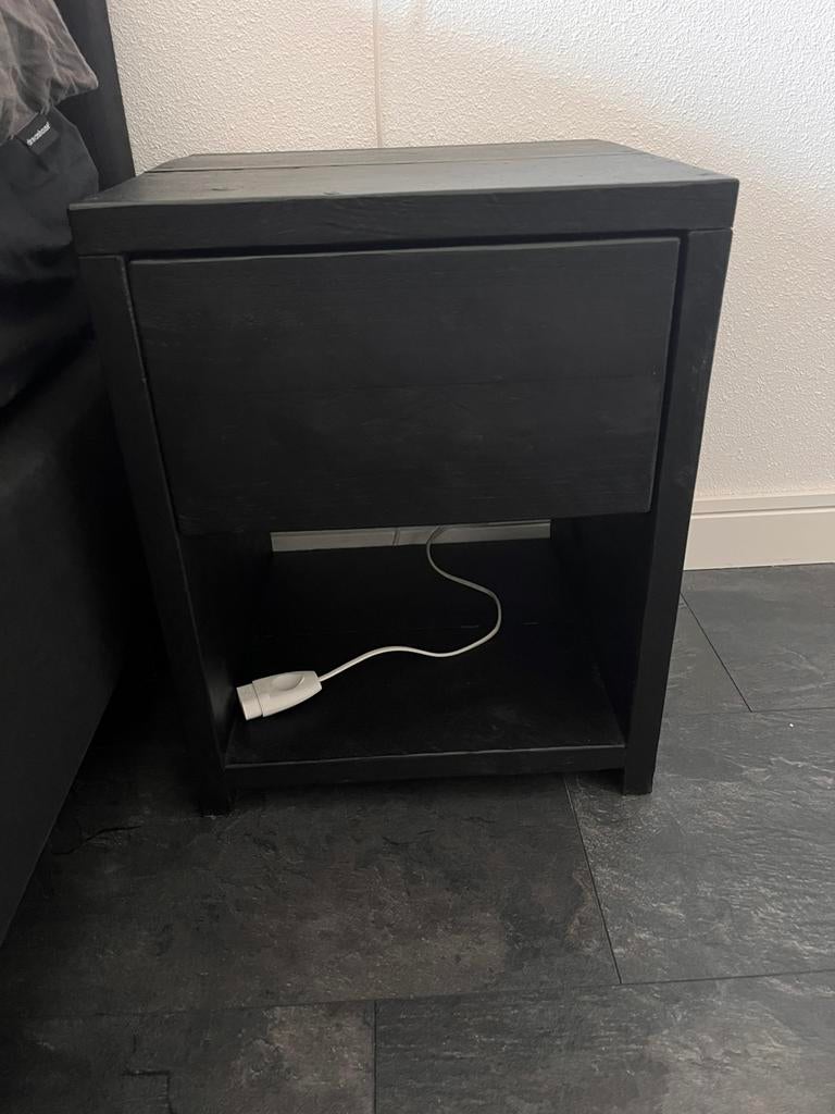 2 steigerhouten nachtkastjes, Ophalen, Zo goed als nieuw, Minder dan 45 cm, Minder dan 55 cm