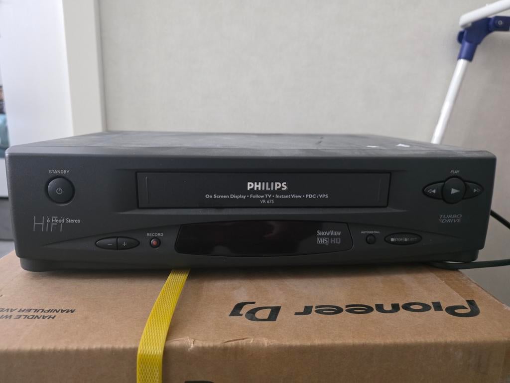 Philips ShowView VR 675/02 VHS Videorecorder, Ophalen of Verzenden