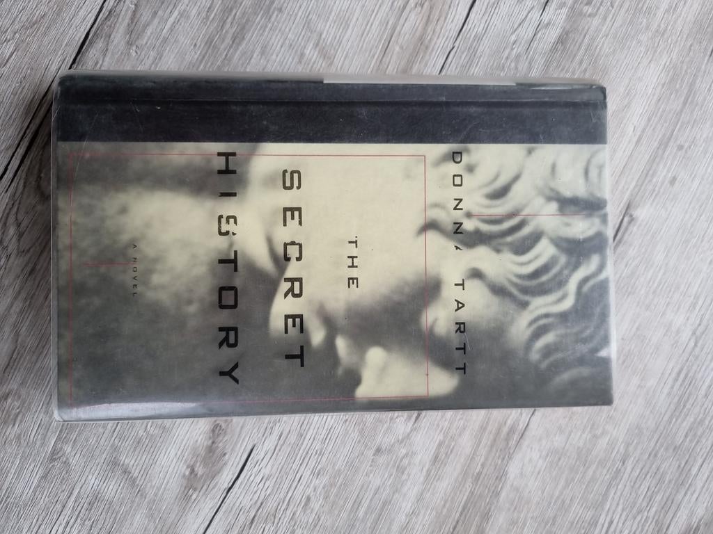 The Secret History - Donna Tartt - Gesigneerd, Ophalen of Verzenden, Gelezen