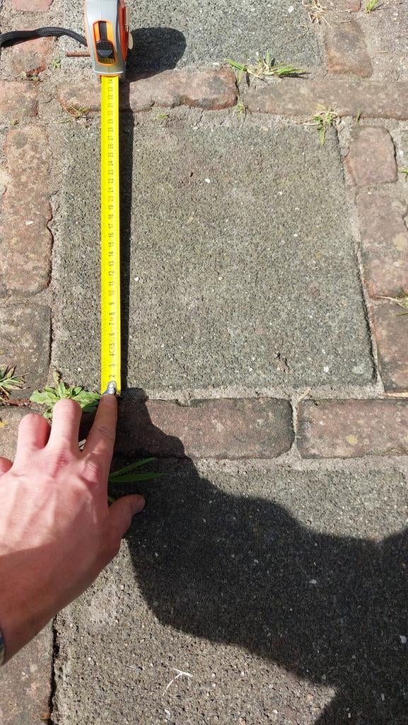 Stoeptegel beton 30x30 ca. 35 stuks gratis, Ophalen, Gebruikt