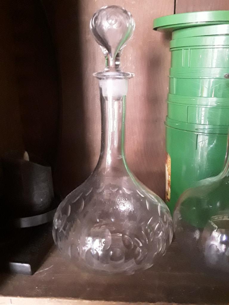 Oude wijn karaffen, Ophalen of Verzenden