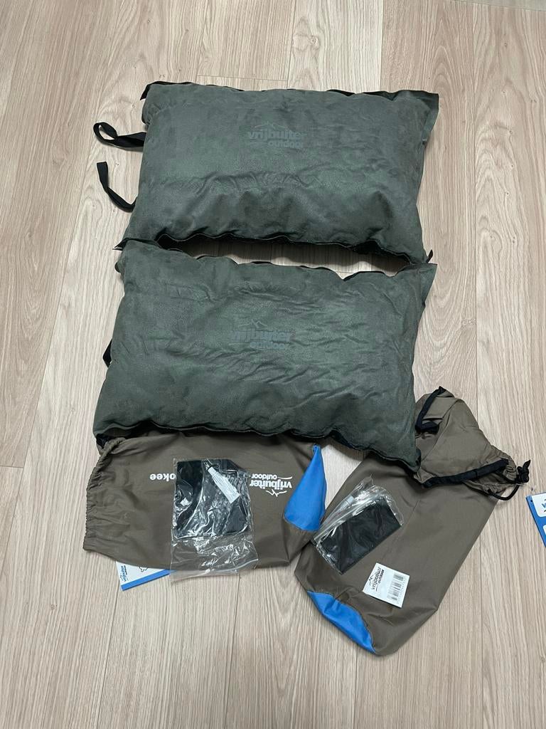 2 Camping Opblaasbaar kussentjes, Ophalen of Verzenden, Zo goed als nieuw