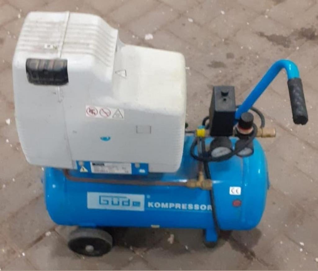 Güde Kompressor 225/8/24 ölfrei, Doe-het-zelf en Verbouw, Compressors, Ophalen, Gebruikt, 6 tot 10 bar, 200 tot 400 liter/min