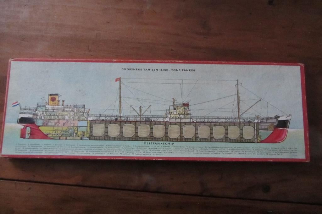 Legpuzzel van opengewerkte K-tanker van Shell Tankers, Verzamelen, Scheepvaart, Ophalen of Verzenden, Zo goed als nieuw, Overige typen