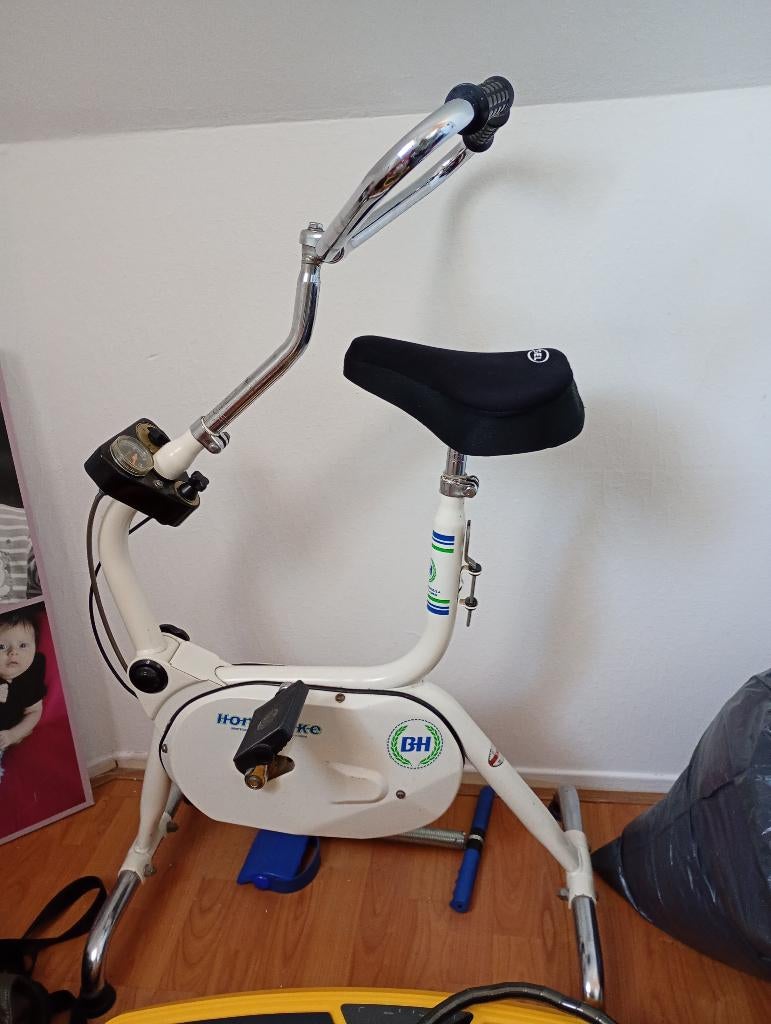 Hometrainer, Sport en Fitness, Ophalen, Gebruikt, Metaal, Benen