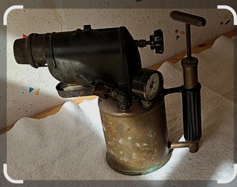 ANTIEKE SOLDEERLAMP, Ophalen